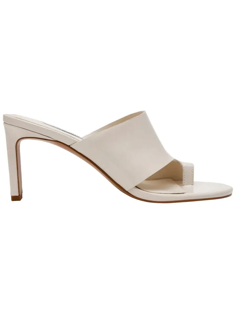Босоножки на каблуке-стилетто Valentin Steve Madden — изображение 2 из 7, белый