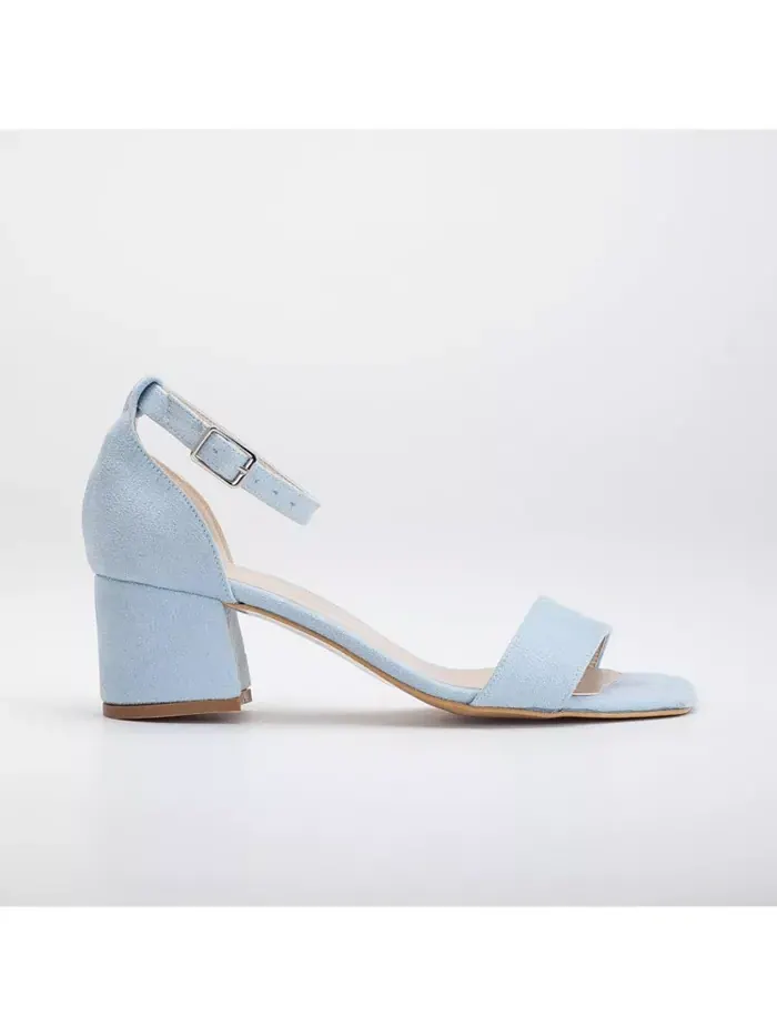 Сандалии Iva на низком квадратном каблуке Forever & Always Shoes