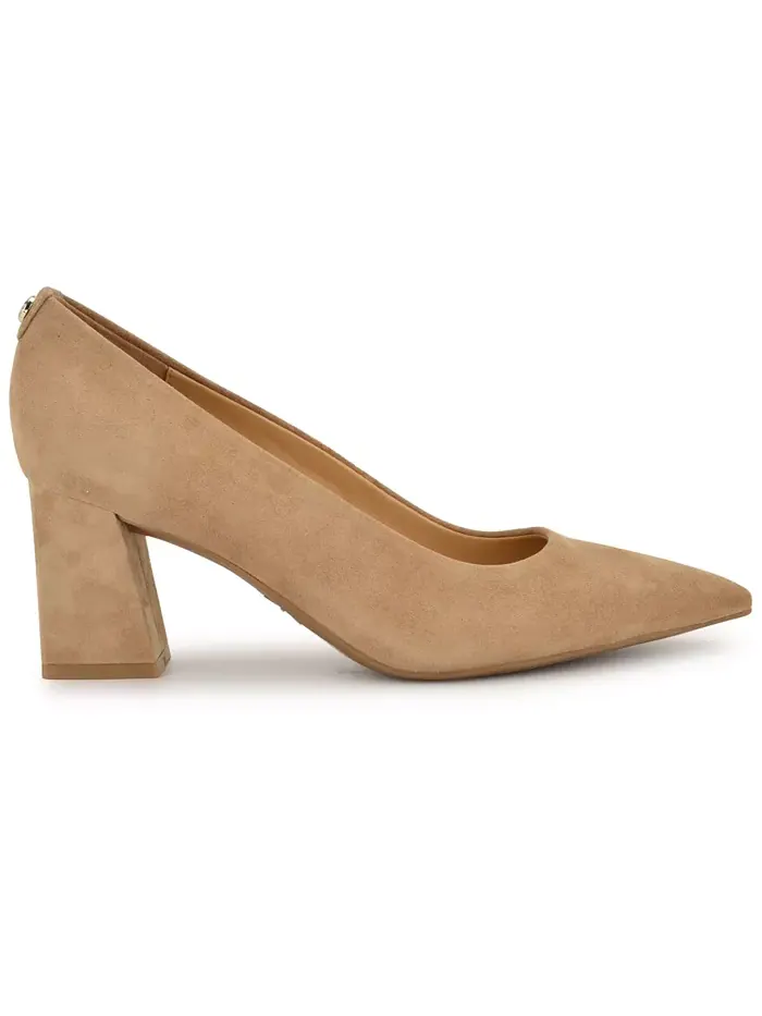 Женские туфли-лодочки Kalore 9X9 Slip-On Dress Nine West — изображение 2 из 5, тауп