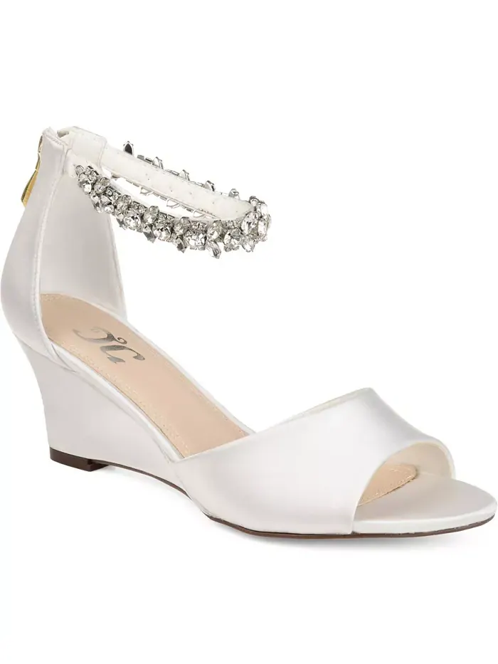 Женские босоножки Connor Wedges Journee Collection — изображение 1 из 7, белый