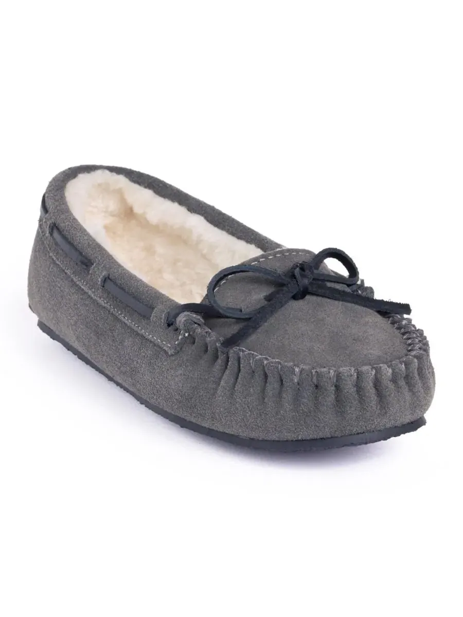 Женские тапочки Cally Minnetonka — изображение 1 из 5, серый