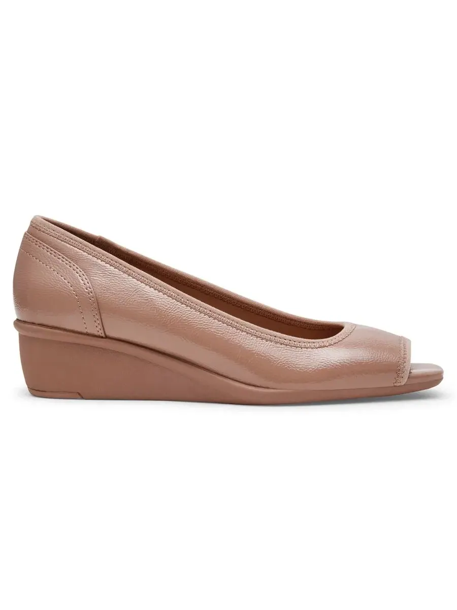 Туфли-лодочки с открытым носком Waylynn Peep-Toe Wedge Pumps Anne Klein — изображение 2 из 7, нюдовый
