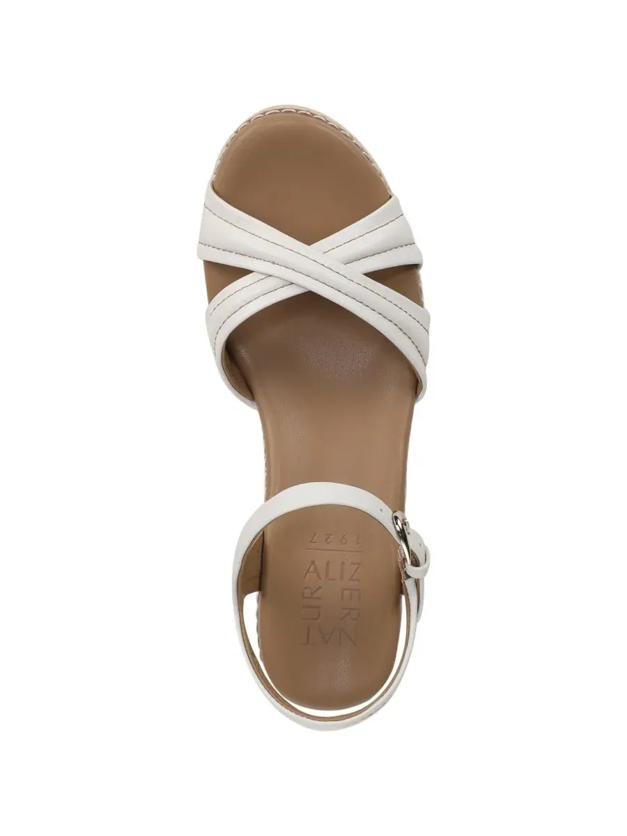 Босоножки на танкетке Dovie Strappy Wedge Heel Naturalizer — изображение 4 из 5, белый