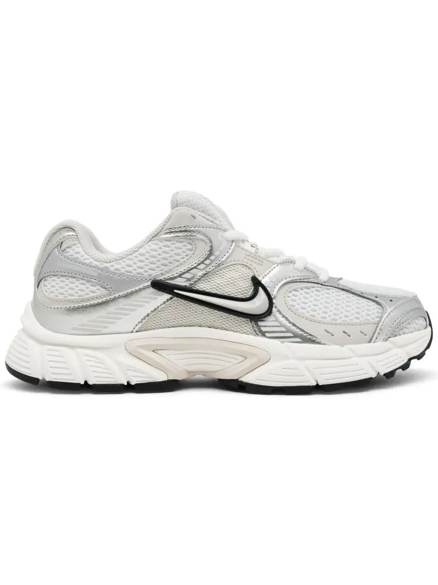 Кроссовки Nike V5 RNR — изображение 2 из 6, белый коричневый