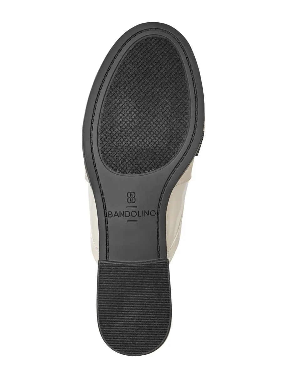 Женские мюли-лоферы Leilani Bow Slip-On Tailored Mule Loafers Bandolino — изображение 5 из 5, белый/черный