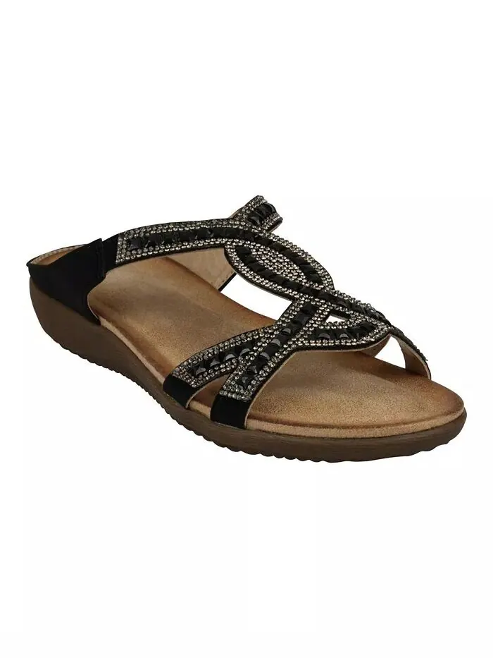 Женские шлепанцы с украшением Alora на плоской подошве GC Shoes — изображение 1 из 5, черный