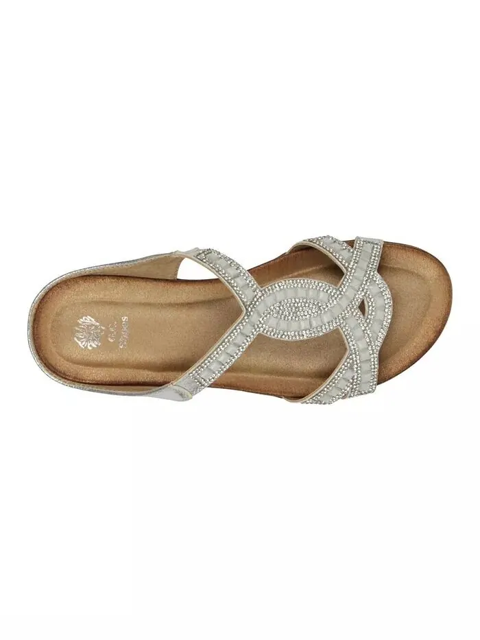 Женские шлепанцы с украшением Alora на плоской подошве GC Shoes — изображение 4 из 5, серебряный