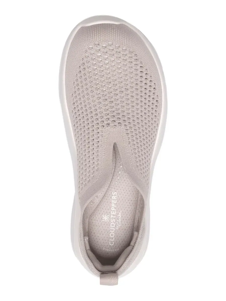 Кроссовки женские Clarks Cloudsteppers Solevana, вязаные, круглый носок — изображение 4 из 6, бледный серый