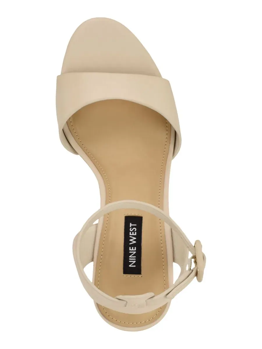 Женские сандалии Pheba на каблуке с ремешком на щиколотке Nine West — изображение 4 из 5, кремовый