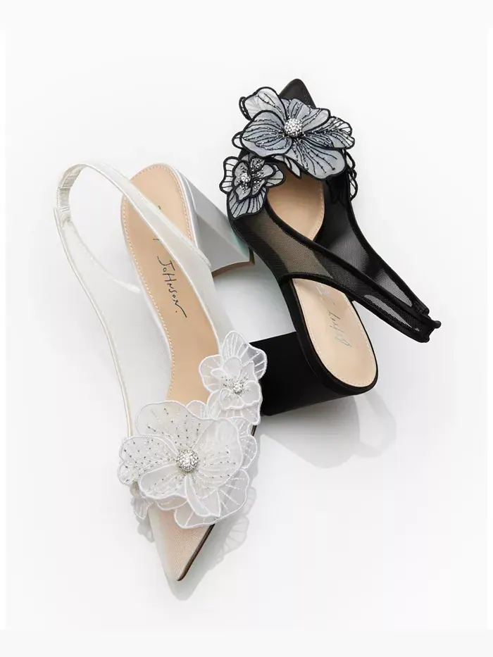 Женские туфли-лодочки Petra Flower Applique Slingback Betsey Johnson — изображение 6 из 6, черный