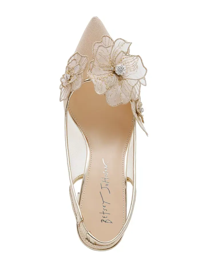 Женские туфли-лодочки Petra Flower Applique Slingback Betsey Johnson — изображение 4 из 5, золото