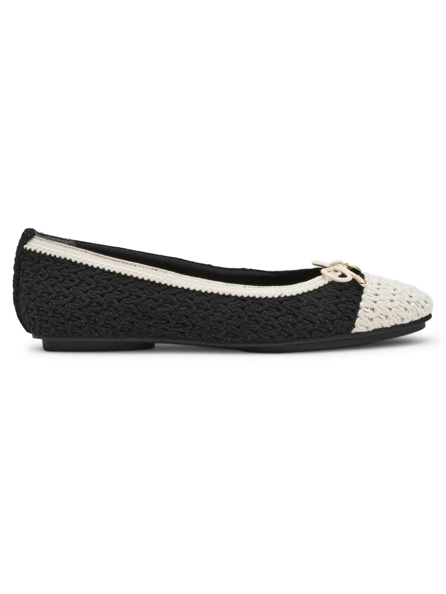 Женские балетки Luci с вязаным мыском Anne Klein — изображение 2 из 7, черный/кремовый