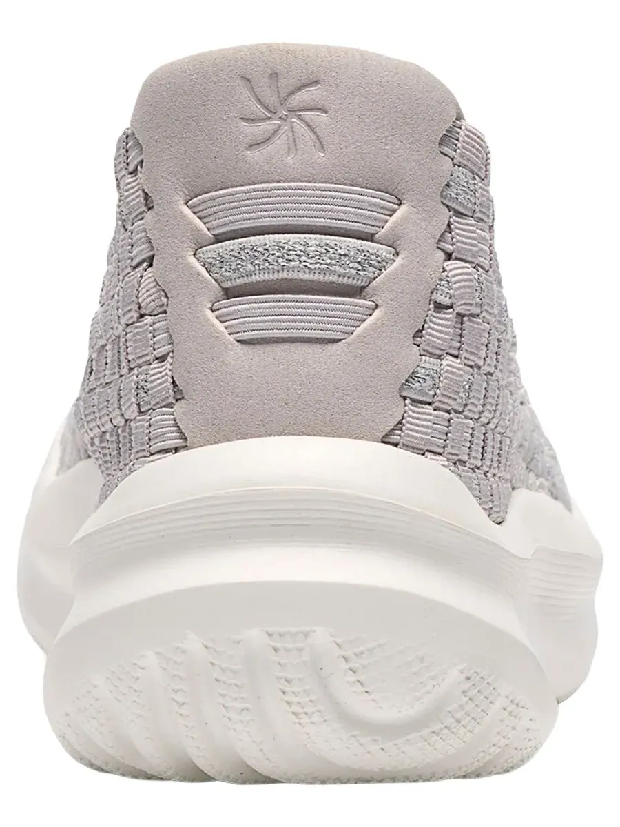 Слипоны женские Clarks Cloudsteppers Solevana Weave, текстильные — изображение 3 из 6, бледный серый