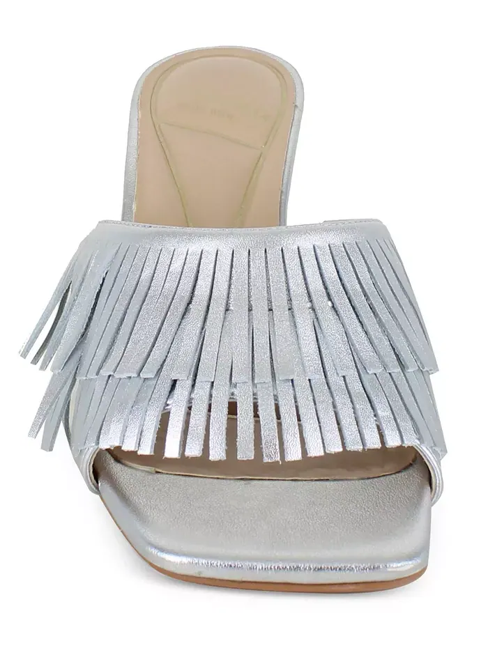 Женские сандалии-слипоны Darby Fringe Kenneth Cole New York — изображение 6 из 7, серебряный