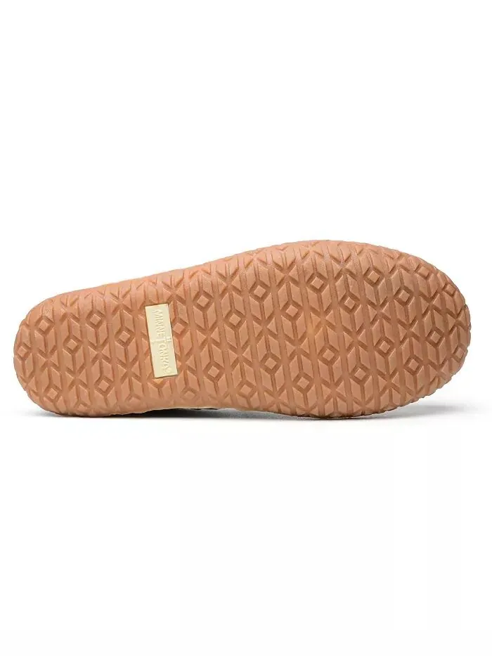 Женские тапочки Tilia Minnetonka — изображение 3 из 3, серый