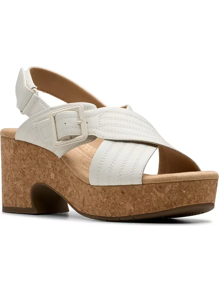 Сандалии на платформе Clarks Nerisa West, с ремешками и пряжкой