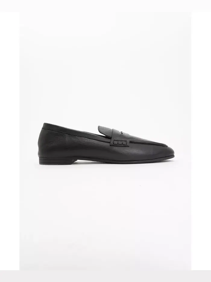 Женские лоферы Skye из кожи Forever & Always Shoes — изображение 2 из 3, черный