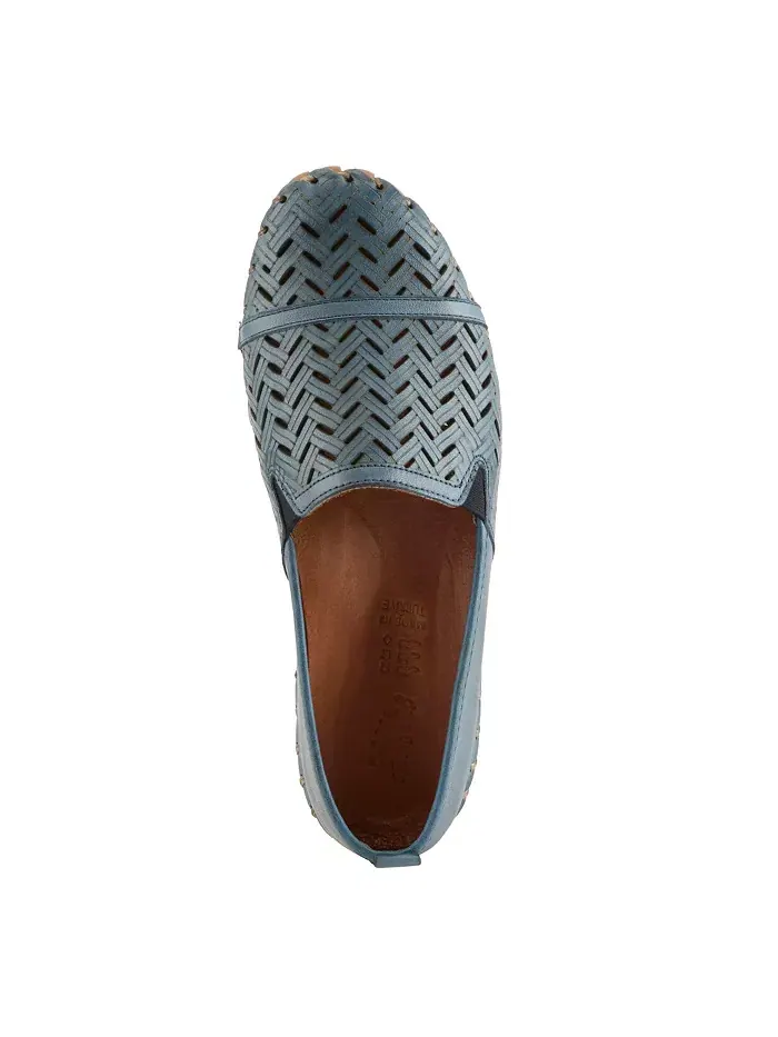 Kapri Flexible Leather Loafer с ажурной деталью и съемной стелькой с поддержкой свода стопы Spring — изображение 3 из 6