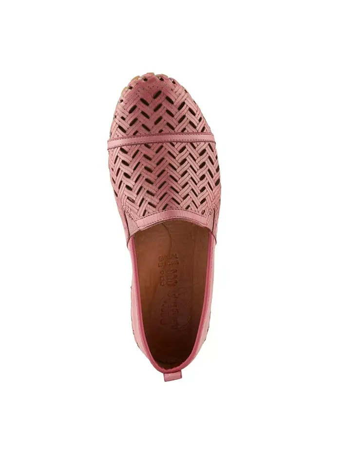Kapri Flexible Leather Loafer с ажурной деталью и съемной стелькой с поддержкой свода стопы Spring — изображение 3 из 6
