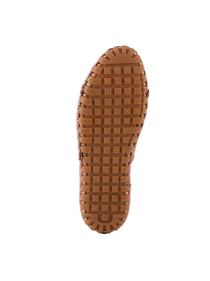 Kapri Flexible Leather Loafer с ажурной деталью и съемной стелькой с поддержкой свода стопы Spring — изображение 6 из 6