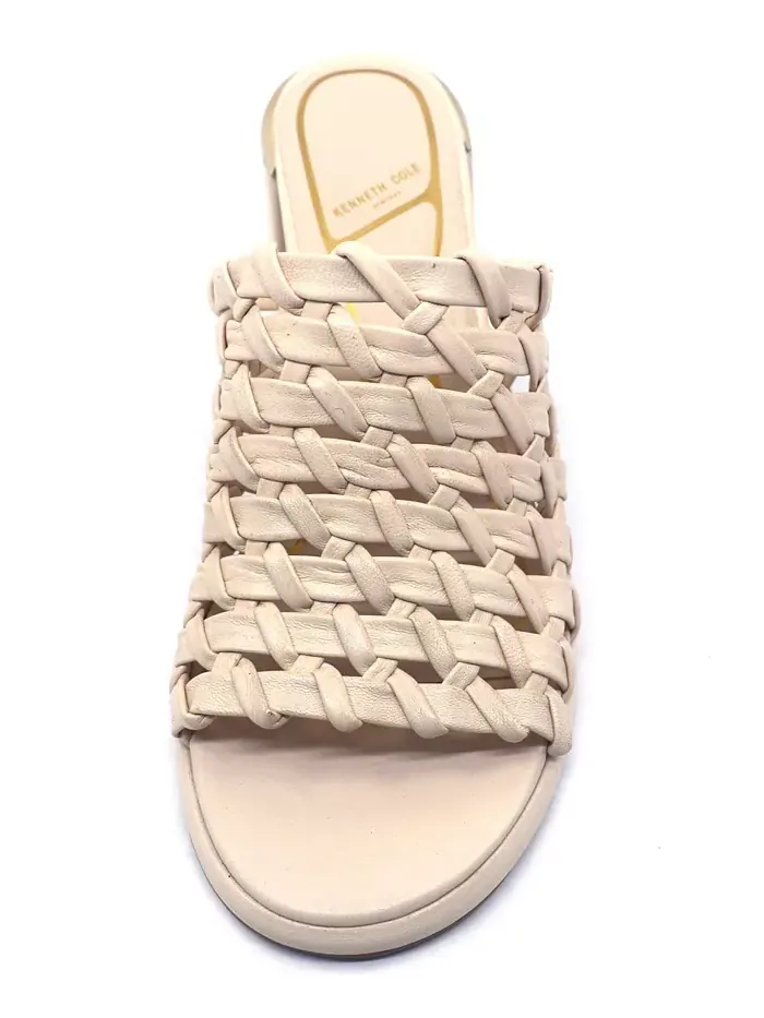 Женские сандалии Solara с круглым носком Kenneth Cole New York — изображение 6 из 7, кремовый