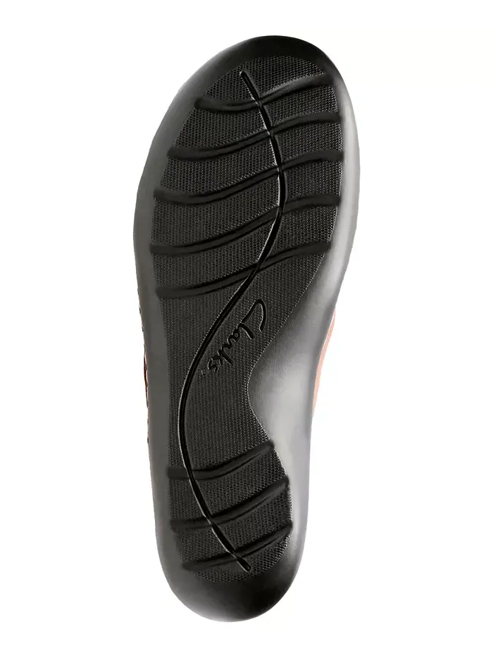 Балетки женские Clarks Ashland Spin — изображение 5 из 6, бежевый