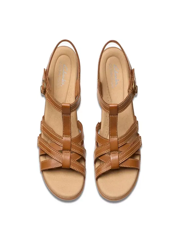 Босоножки Clarks Emily2 Rose на устойчивом каблуке из кожи — изображение 4 из 7, бежевый