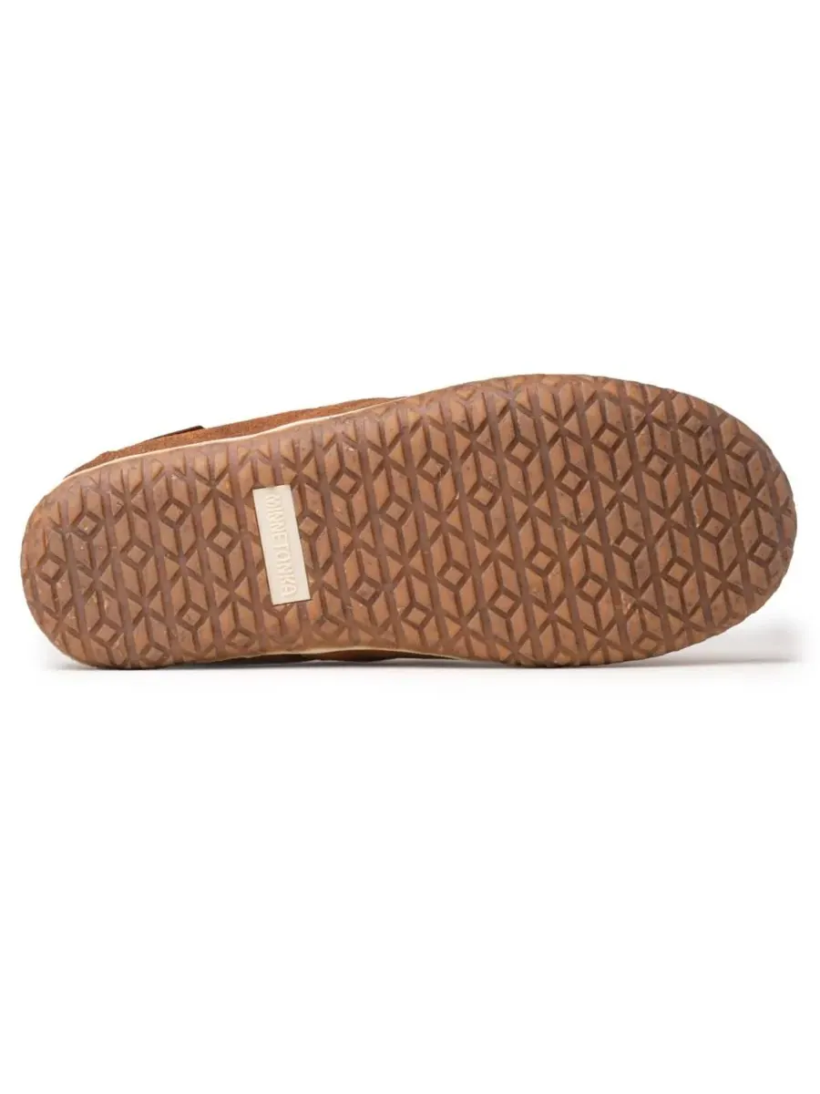 Мужские замшевые домашние/уличные тапочки Tilden Minnetonka — изображение 6 из 6, коричневый