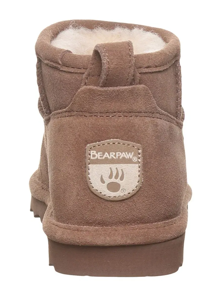 Ботильоны женские с круглым мысом из замши, на плоской подошве BEARPAW — изображение 3 из 8, какао