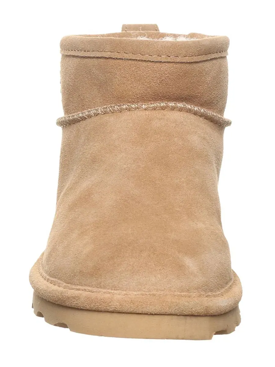 Ботинки-челси с круглым носком, на плоской подошве, из замши BEARPAW — изображение 6 из 8, айс кофе