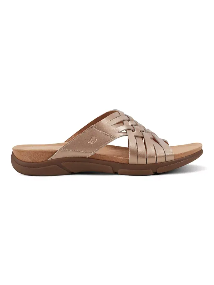 Женские плетеные сандалии Meadow Woven Slip-On Easy Spirit — изображение 2 из 5, золотистый