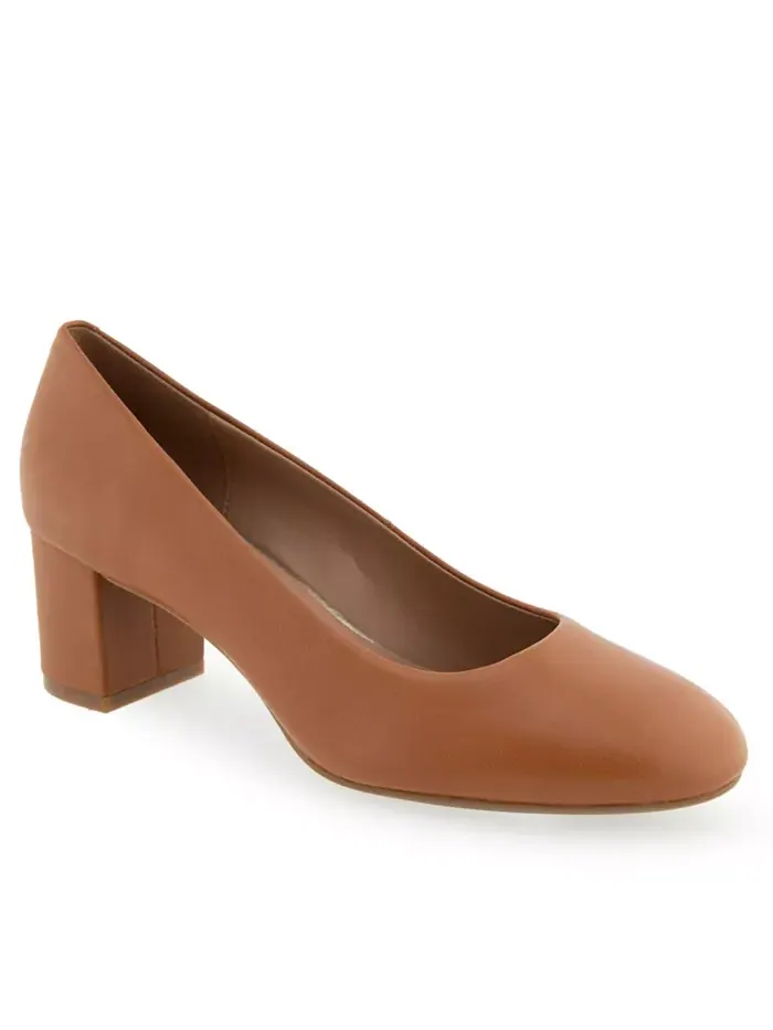 Туфли Ebel Dress на среднем каблуке Aerosoles — изображение 1 из 12, бежевый