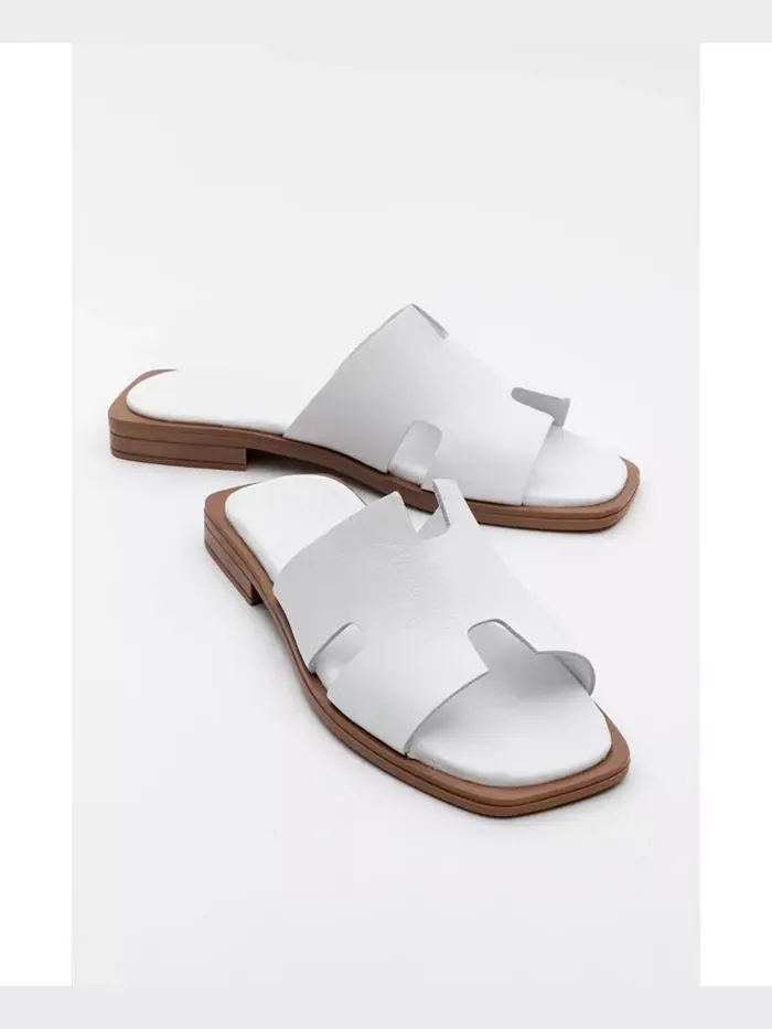 Сандалии Jez Leather Slide (женские) Forever & Always Shoes — изображение 1 из 4, белый