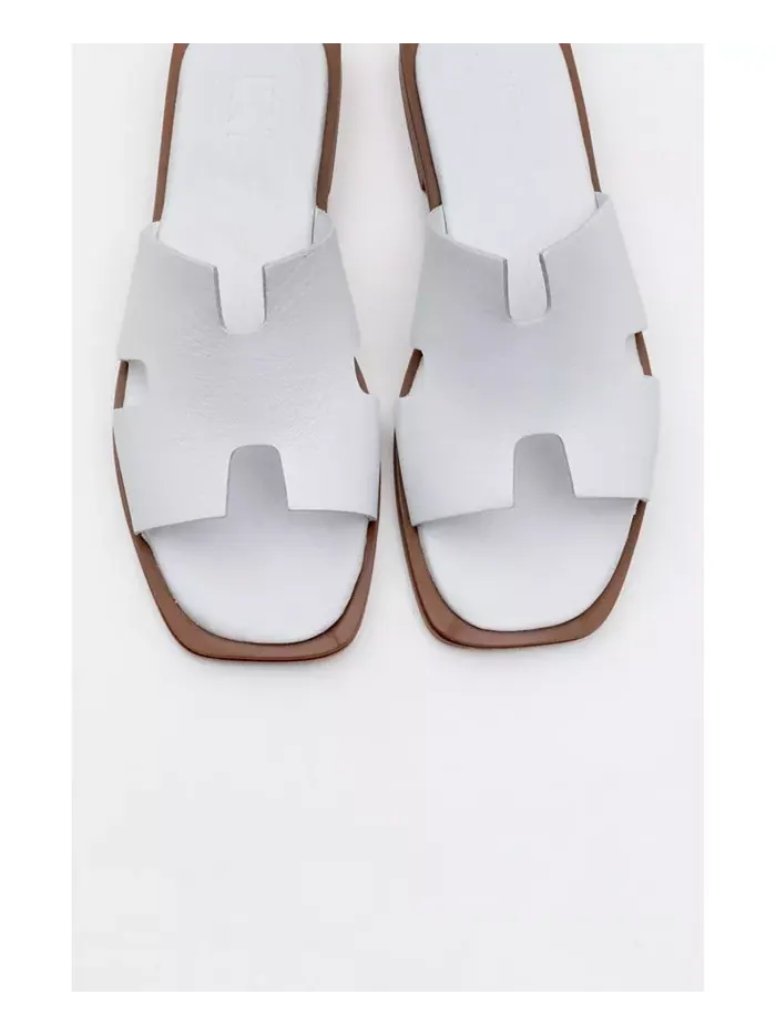 Сандалии Jez Leather Slide (женские) Forever & Always Shoes — изображение 2 из 4, белый