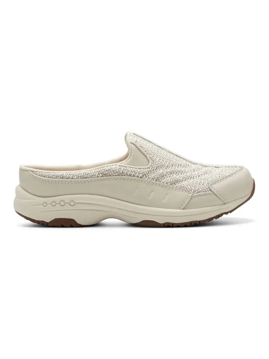 Женские мюли Traveltime Slip-On Edition, выпущенные к 20-летию бренда Easy Spirit, айвори — изображение 2 из 5, белый