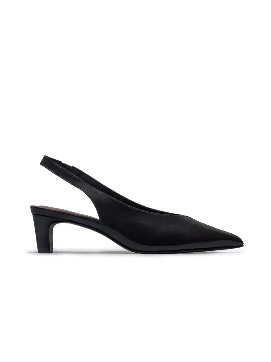 Туфли-лодочки с закрытым мысом и каблуком 5 см Maude Slingback Pump Bernardo Footwear — изображение 1 из 5, черный