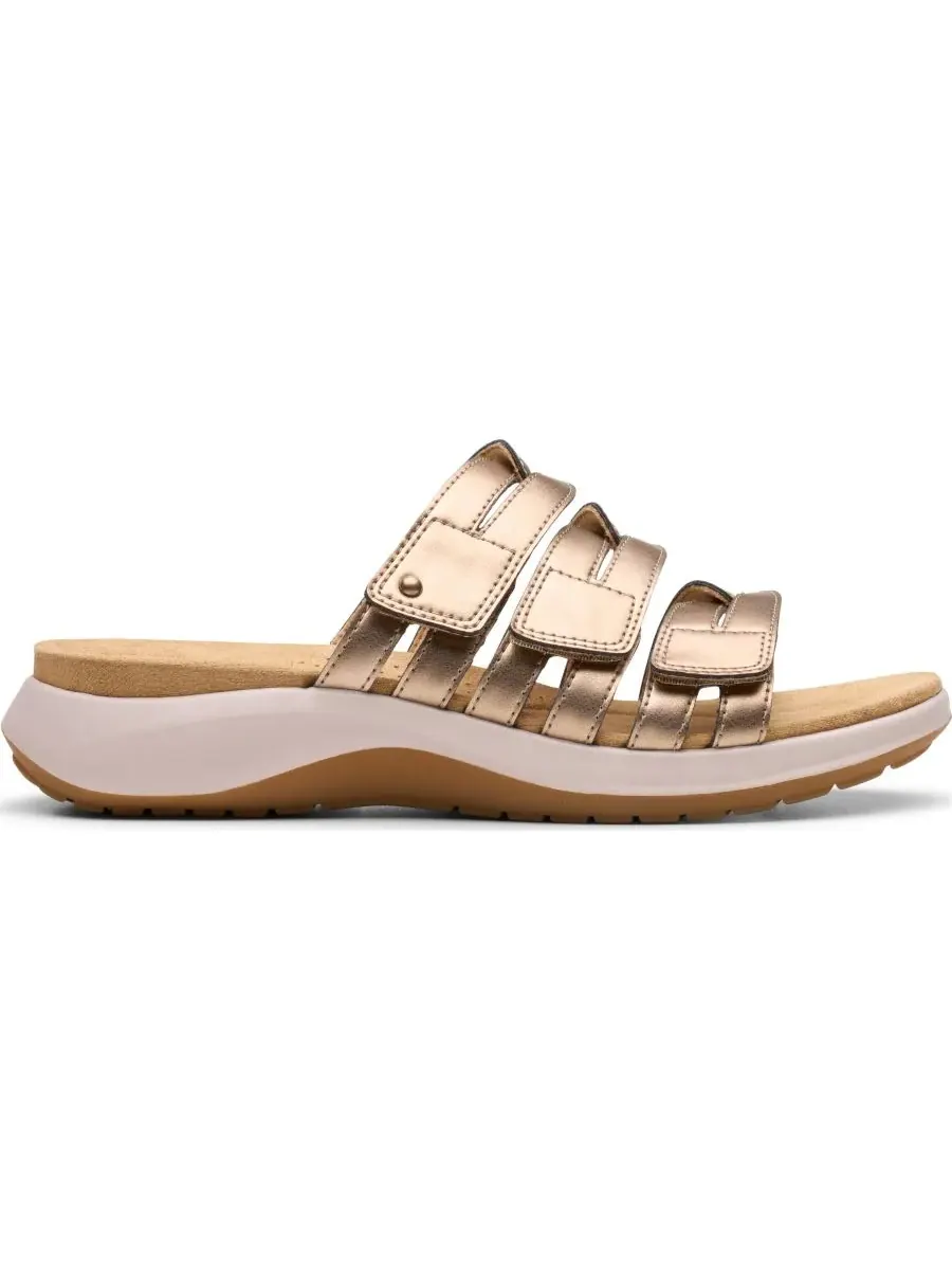Сандалии женские Clarks Maelynn Abby, кожаные — изображение 2 из 7, золотистый