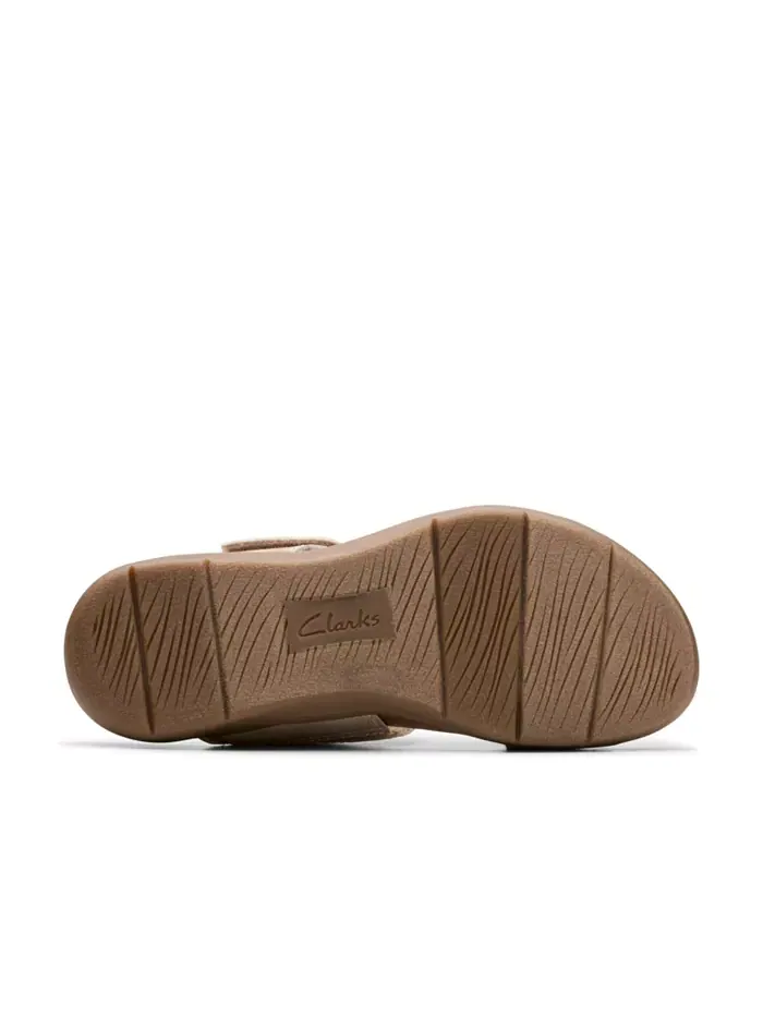 Сандалии женские Clarks April Raelyn, без застежки, на плоской подошве — изображение 3 из 7, золотистый
