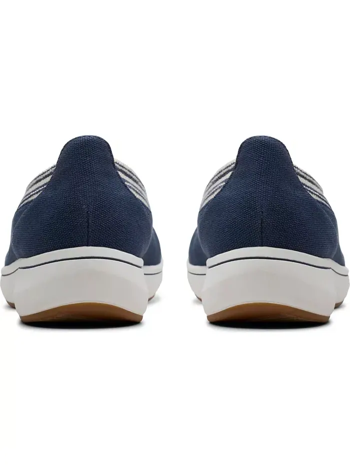 Кроссовки женские Clarks Cloud Steppers Breeze Sky Air — изображение 6 из 8, темно-синий