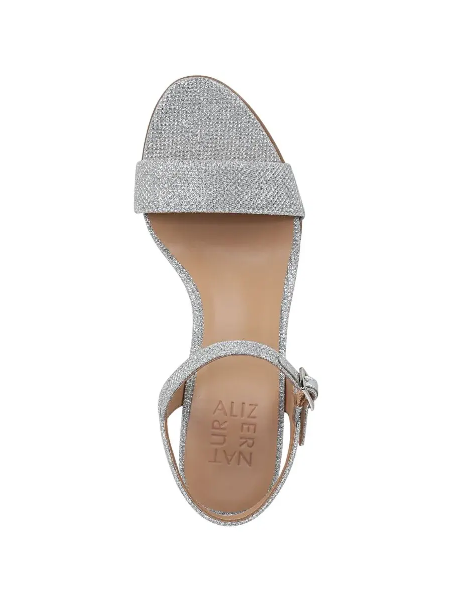 Женские сандалии на толстом каблуке Bristol Block Heel Dress Sandals Naturalizer — изображение 4 из 6, серебристый