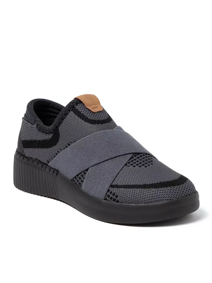 Женские кроссовки Livie X Strap Knit Trainer Dearfoams — изображение 1 из 3, черный мульти
