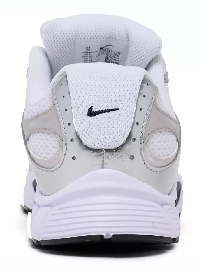 Кроссовки Little Kids V5 RNR Casual от Finish Line Nike — изображение 4 из 6, белый черный
