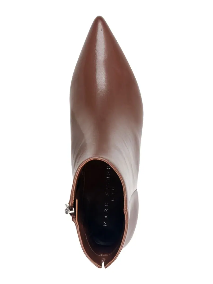 Ботильоны на каблуке-рюмочке Francy из кожи, Dark Natural Leather Marc Fisher LTD — изображение 4 из 5, темный