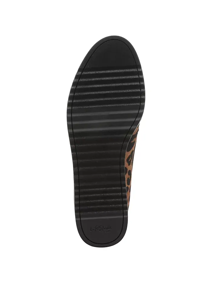 Женские лоферы Zee Slip On Penny LifeStride — изображение 5 из 8, коричневый