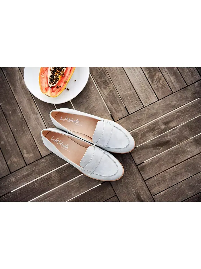 Женские лоферы Zee Slip On Penny Lifestride — изображение 6 из 8, коричневый