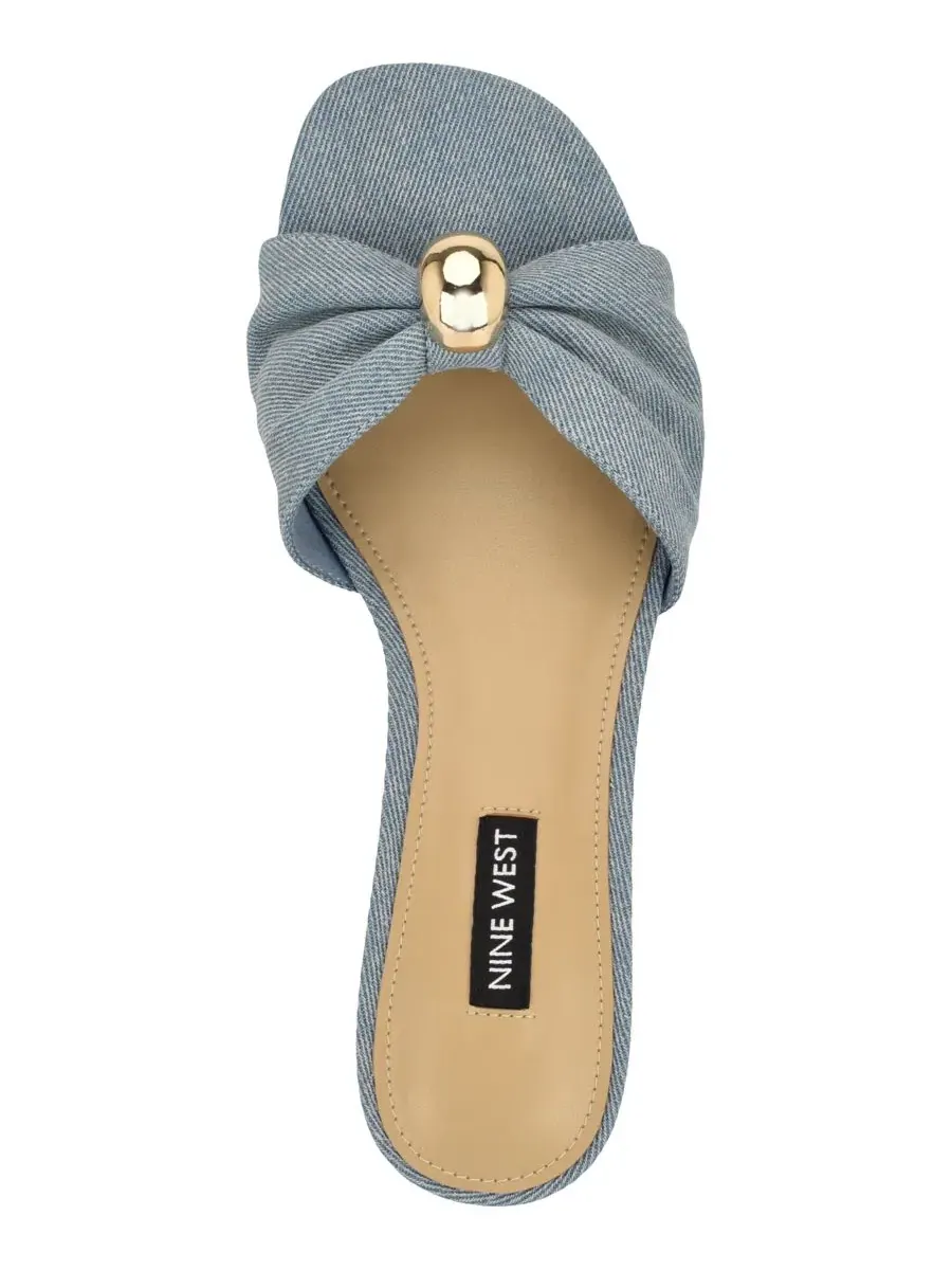 Женские сандалии Gerry с декоративным накладным каблуком-блоком Nine West — изображение 4 из 5