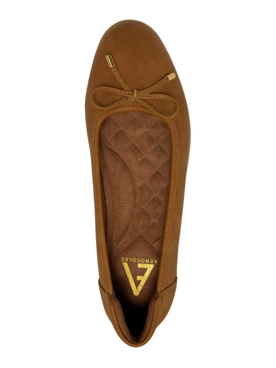 Женские балетки-слипоны цвета хаки Aerosoles — изображение 4 из 6, бежевый