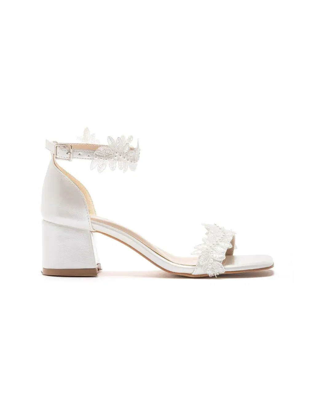 Женские туфли Forever and Always Elodie Bridal Lace Block Heel Sandal Forever & Always Shoes — изображение 2 из 4, белый