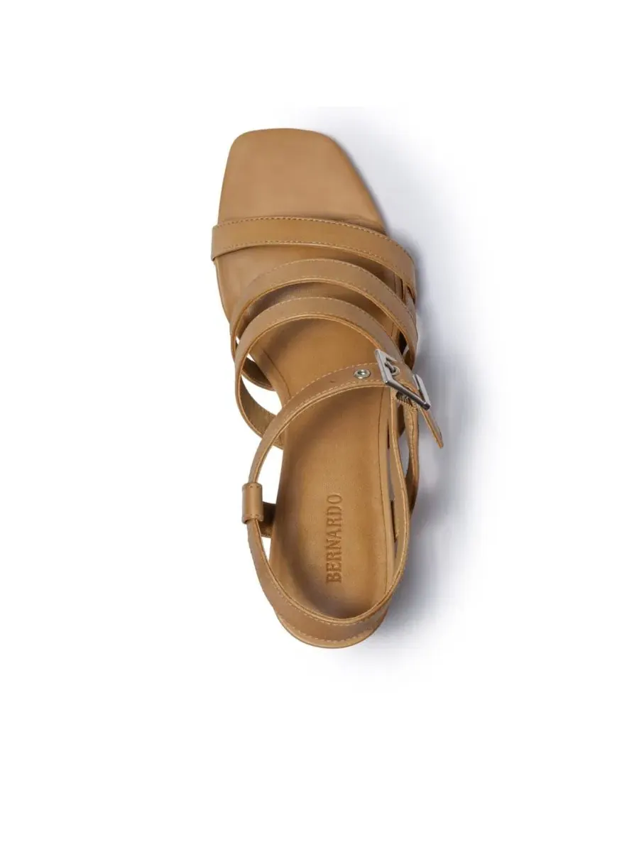 Женские сандалии Novi на среднем каблуке Bernardo Footwear — изображение 3 из 4, бежевый