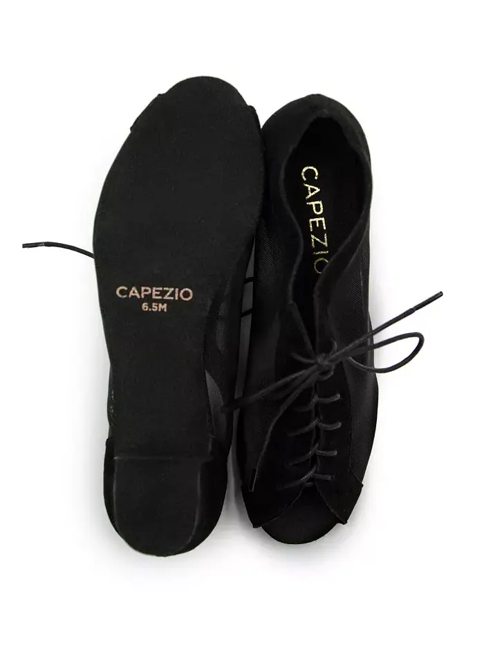 Бальные туфли Beatrice с каблуком 1,5 дюйма Capezio — изображение 2 из 6, черный
